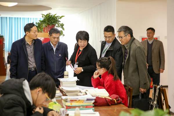 www.zut.edu.cn/__local/0/50/E3/092748C809A3CD8DA32BFC104A5_D626B7F8_143E4.jpg